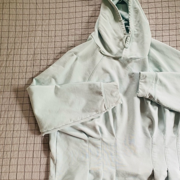 Fabletics hoodie - Picture 2 of 3